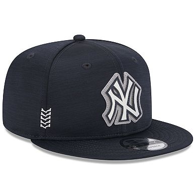 Men's New Era  Navy New York Yankees 2024 Clubhouse 9FIFTY Snapback Hat