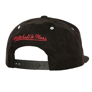 Men's Mitchell & Ness Black Chicago Bulls Day 4 Snapback Hat