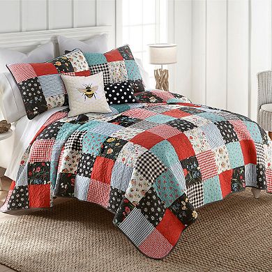 Donna Sharp Wild One Patch Quilt Set