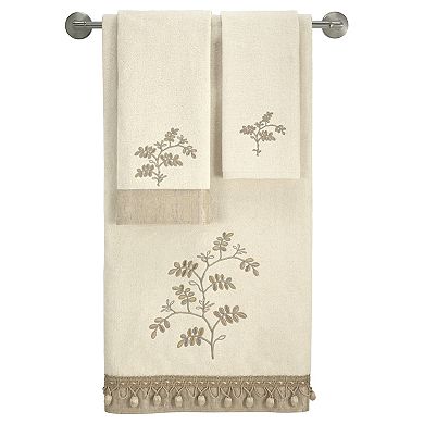 Avanti Willow Ivory Bath Towel