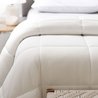 NIP Columbia Cooling Performance Comforter Full Queen deals