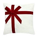 Throw Pillows & Rugs
