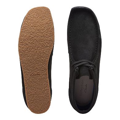 Clarks® Shacre Men's Suede Chukka Boots