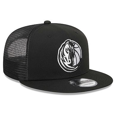 Men's New Era Black Dallas Mavericks Evergreen 9FIFTY Trucker Snapback Hat