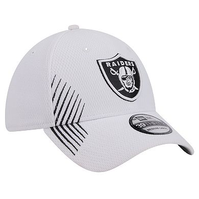 Men's New Era White Las Vegas Raiders Active 39THIRTY Flex Hat