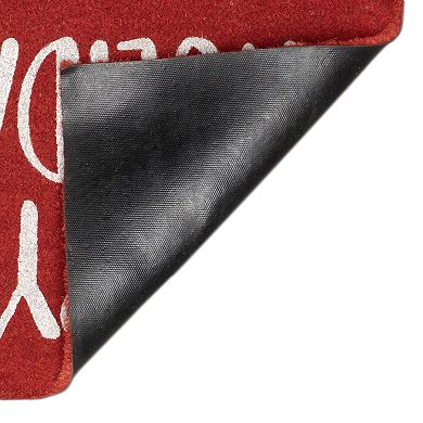 Liora Manne Natura Happy Holidays Holly Outdoor Mat