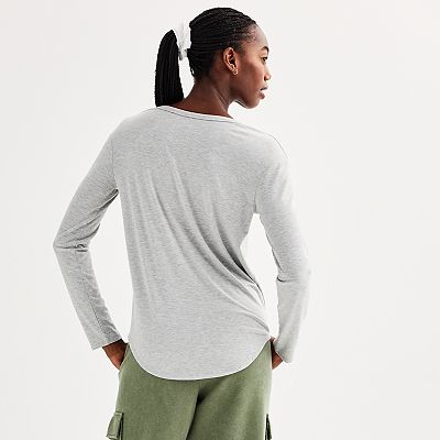 Juniors SO Long Sleeve V Neck Tee