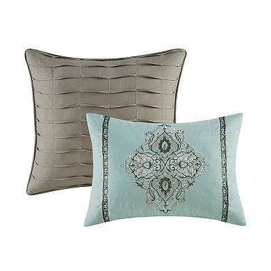 Madison Park Soft Medallion 6-PC Comforter Set With Throw Pillows