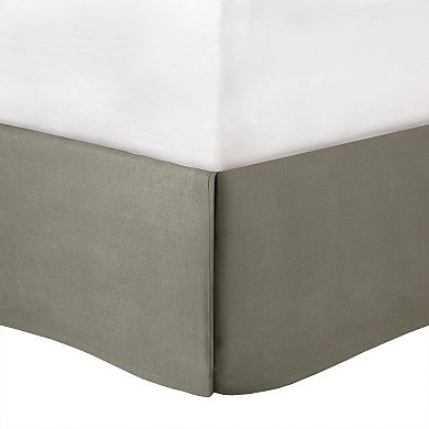 Madison Park Soft Medallion 6-PC Comforter Set With Throw Pillows