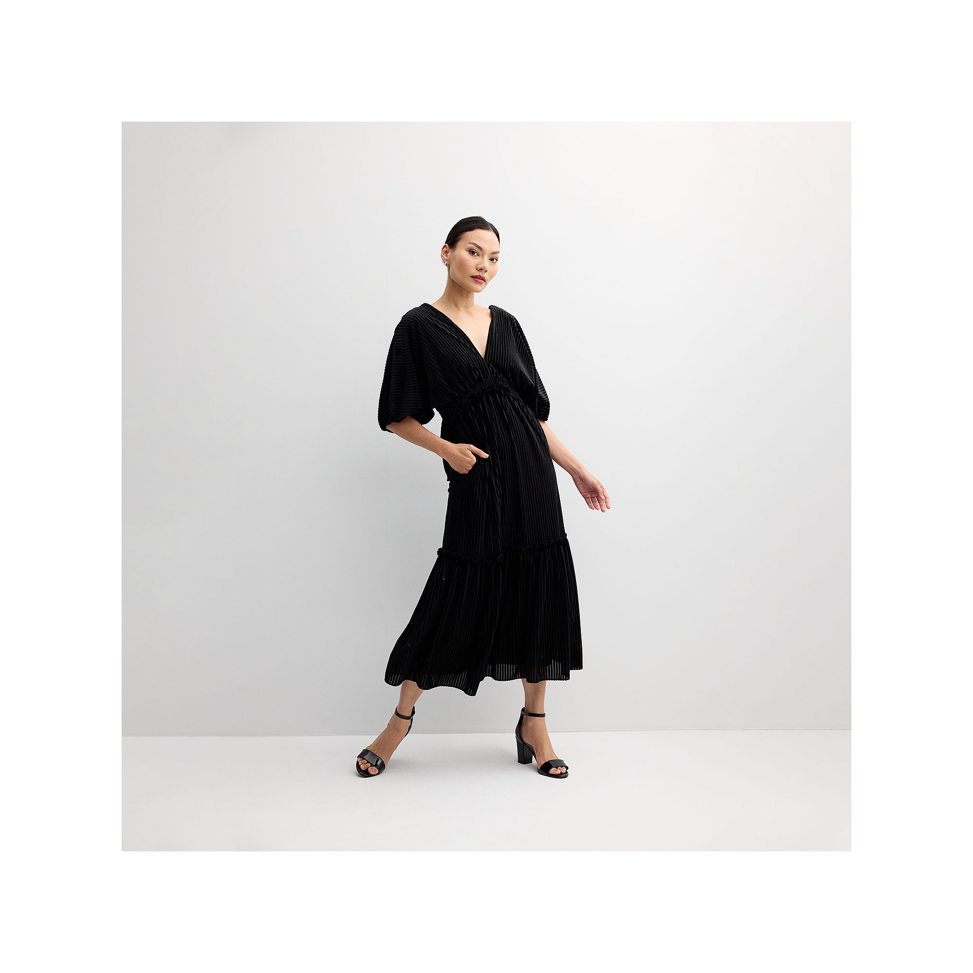 Womens Taylor Smocked Waist Tiered Midi Dress, Size: 2, Black