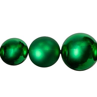 Northlight 6' Shiny & Matte Shatterproof Ball Christmas Garland