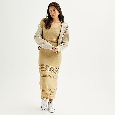 Juniors' Almost Famous Square Neck Maxi Dress