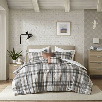 Intelligent Design Liam Plaid Comforter Set with Throw Pillow
