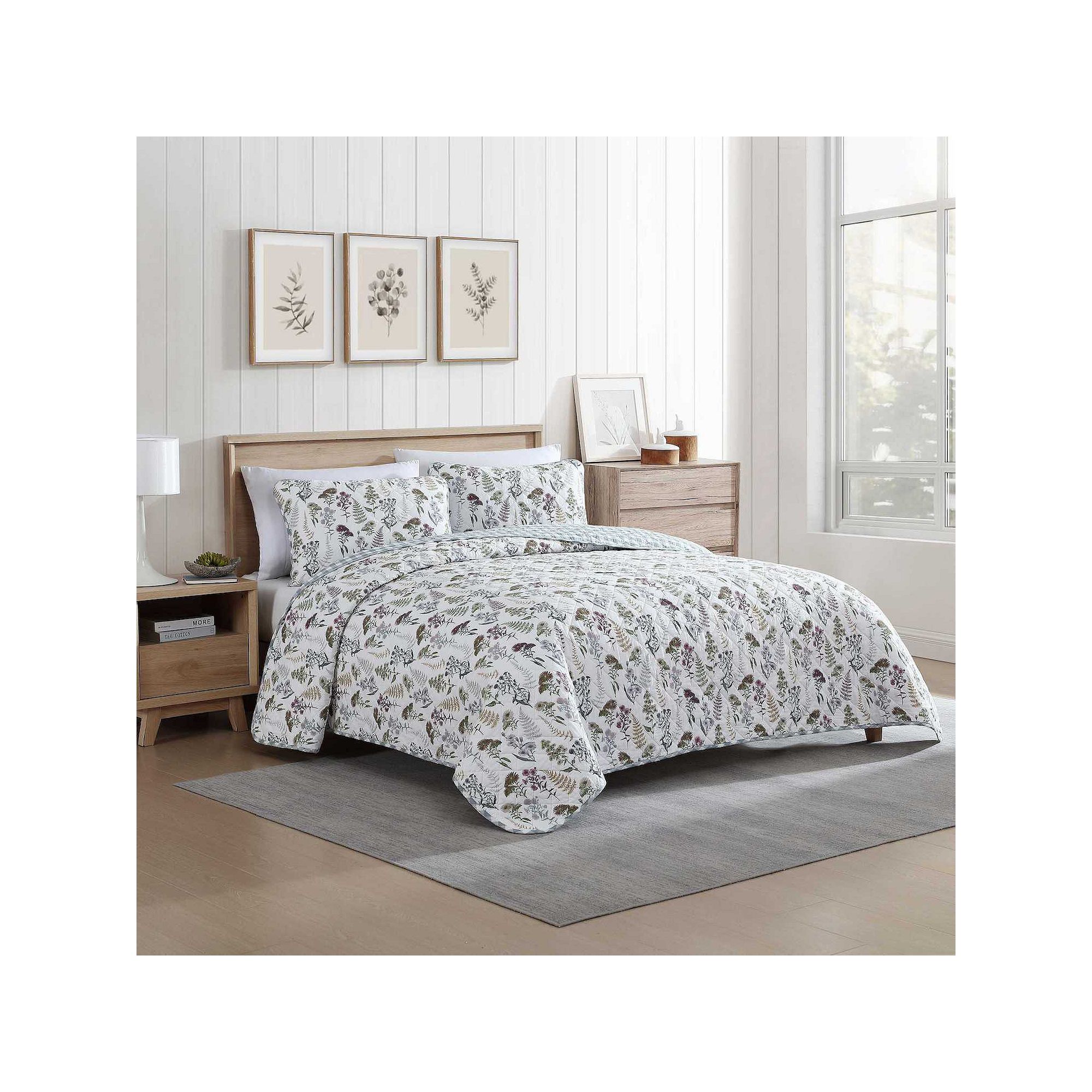 Eddie Bauer Flower Field Reversible Quilt Set, Multi