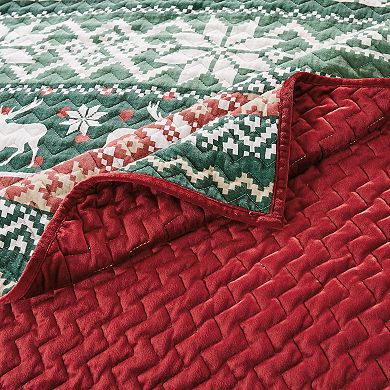 Greenland Home Fashions Fair Isle Reversible Holiday Star Quilt & Shams Set