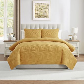 VCNY Home Sands 3 pc Curved Pinsonic Textured Quilt Set