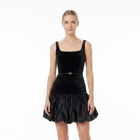 Женские платья Maison Women's Maison Tara Lux Velvet Square Neck Satin Bubble Hem