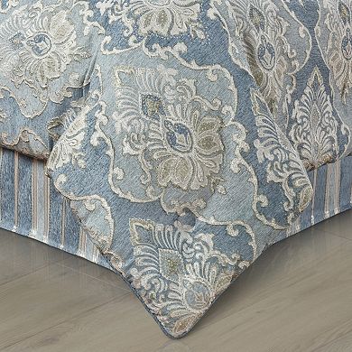 Five Queens Court Cesar Comforter and Euro Sham Set