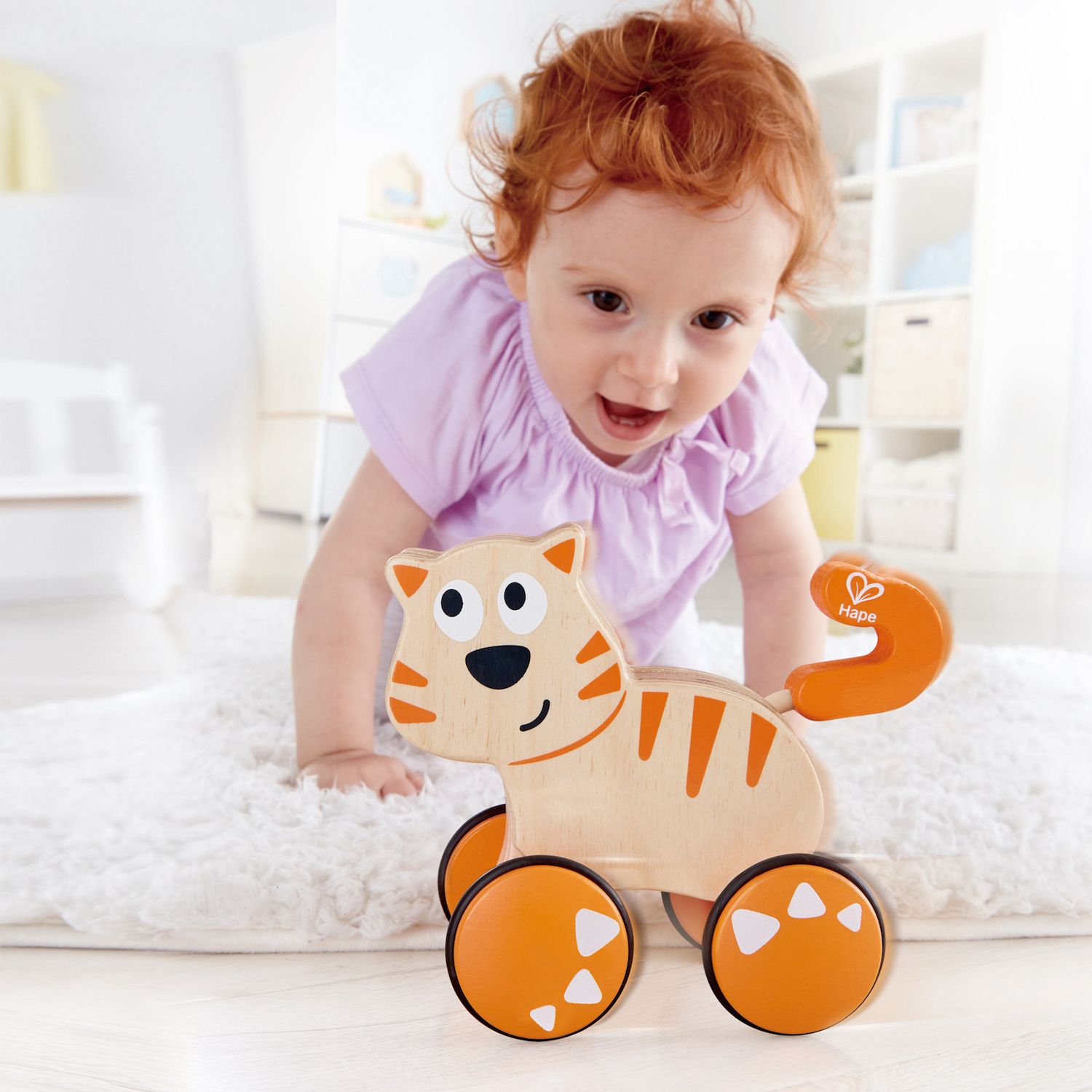 Gato de madera Hape Dante presionar y avanzar