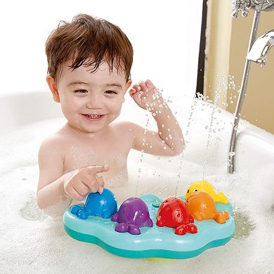 Hape Music Fountain Whale 2-Mode Bath Toy