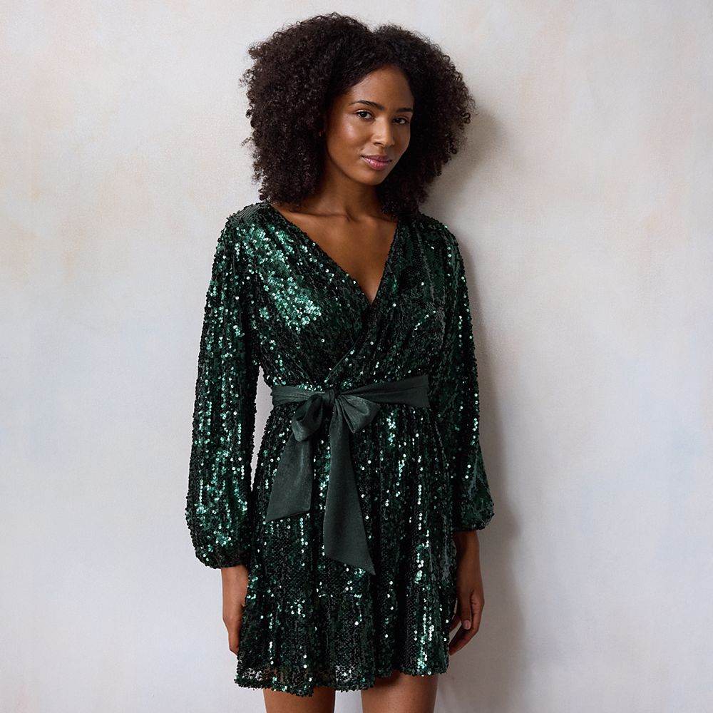 marchesa designer dresses View the Fall 24 Collection a daring front slit Palm Beach Rehearsal Dinner Size:SM - UK6-10 vanity dresser with mirror