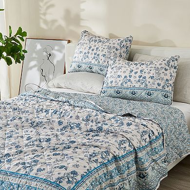 Patina Vie Maison Vintage Floral All Season Quilt Set with Shams