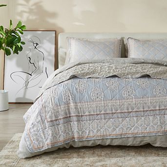 Patina Vie Maison Vintage Floral All Season Quilt Set with Shams