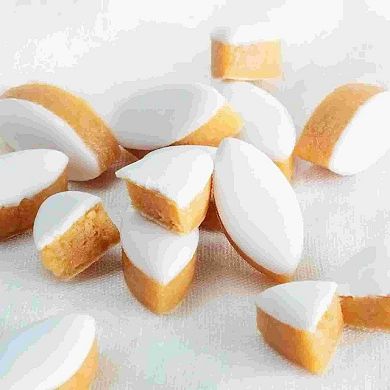 Calissons De Provence, 28 Pcs Soft Almond Paste Candy With Candied Melons And Orange