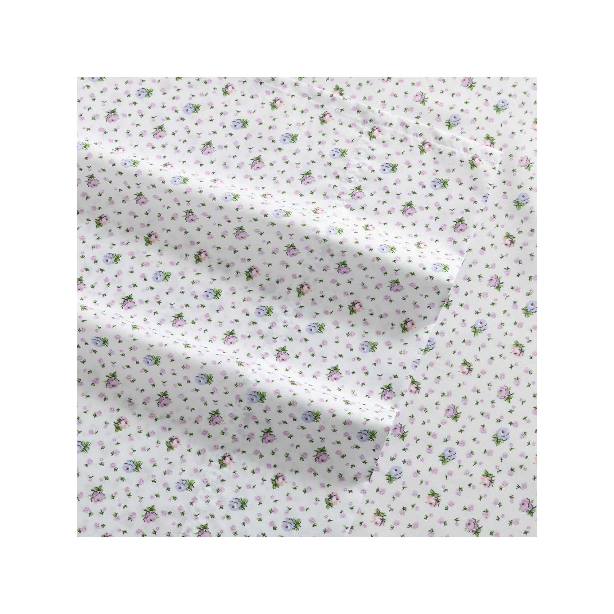 Betsey Johnson Pretty Floral Ditsy Sheet Set with Pillowcases