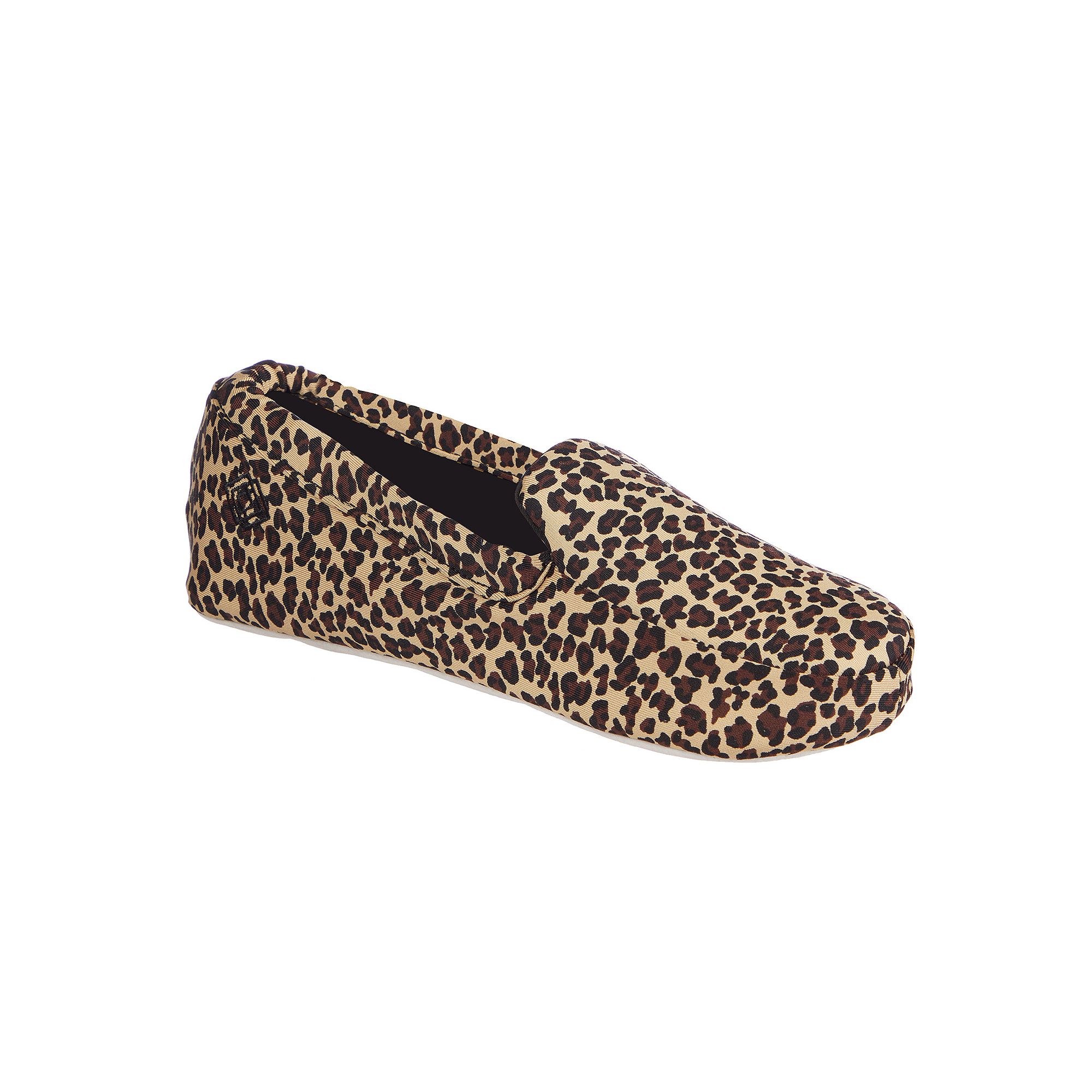 isotoner Ivy Womens Moccasin Slippers, Size: Medium, Cheetah