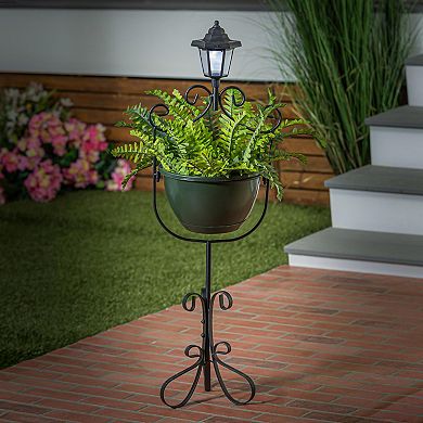 Evergreen Enterprises Planter with Solar Light
