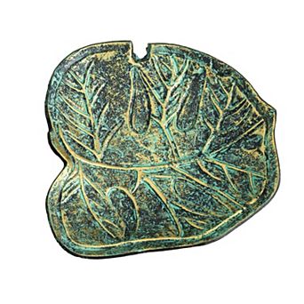 nearly natural Aged Brass Finish Leaf Shaped Decorative Tray