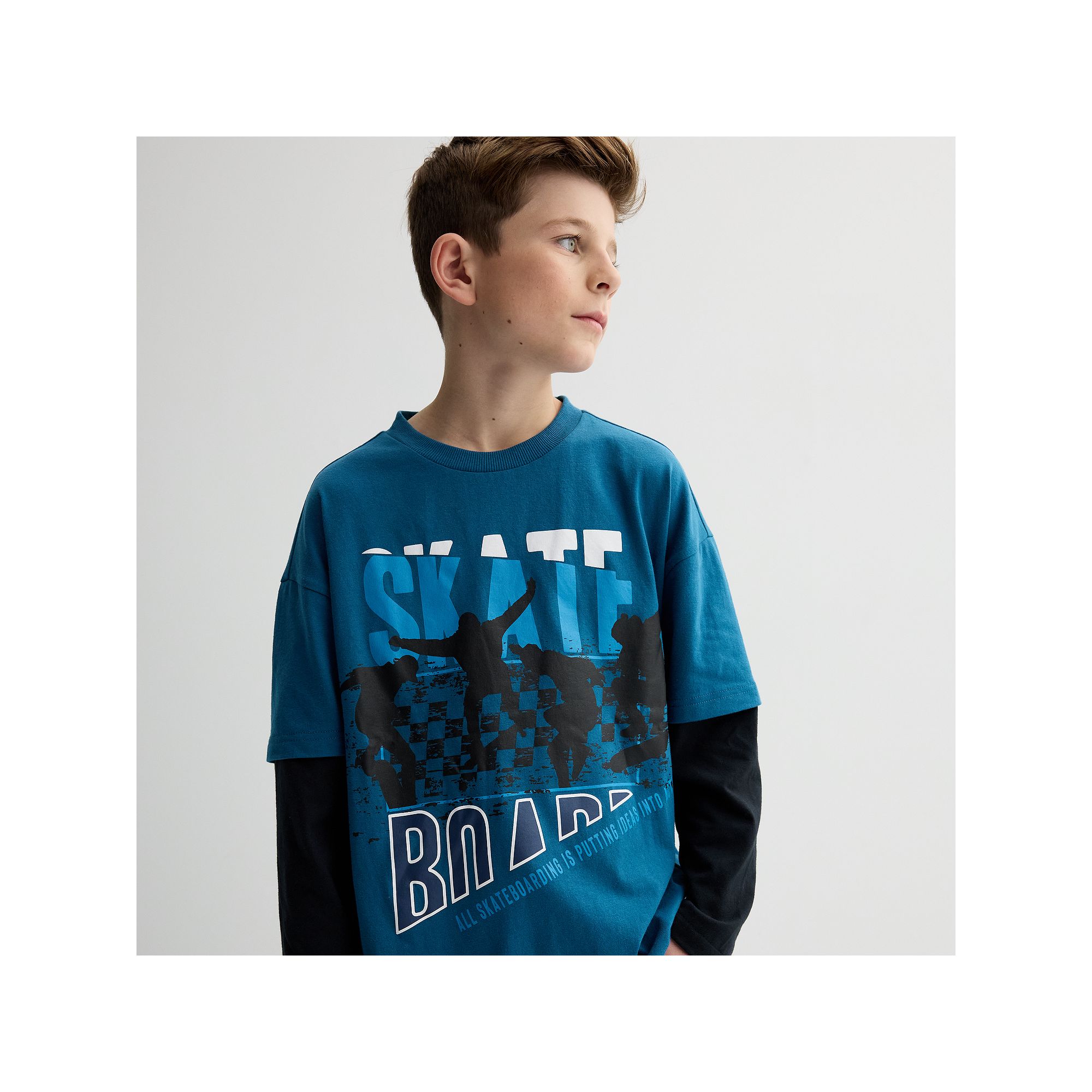 Boys 8-20 Hollywood Long Sleeve Twofer Skateboard Graphic Tee, Boys, Size: