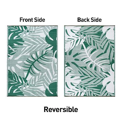 World Rug Gallery Tropical Leaf Reversible Recycled Plastic Area Rug