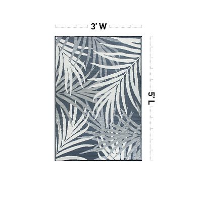 World Rug Gallery Toprical Leaves Coastal Reversible Recycled Plastic Area Rug