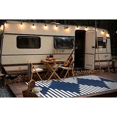 World Rug Gallery Bohemian Stripe Diamond Reversible Outdoor Rug