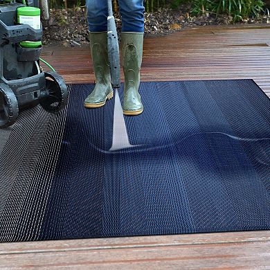 World Rug Gallery Contemporary Stripe Shade Geometric Reversible Outdoor Rugs