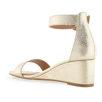 Aerosoles Women AEROSOLES Gold Wedge Sandals display picture 1
