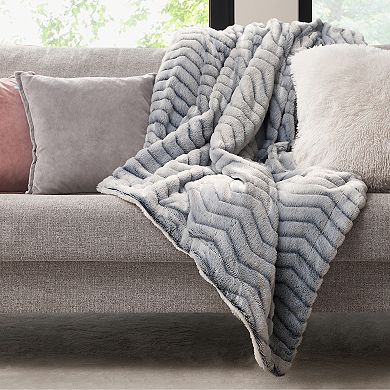 Hotel Suite Micromink Sherpa Reversible Throw Blanket