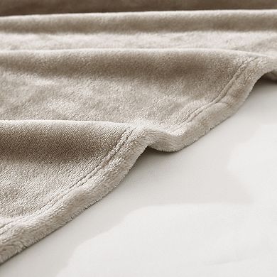 Poppy & Fritz Solid Soft Plush Blanket