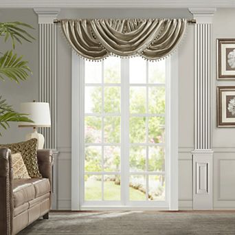 Croscill Avignon 1-Panel Filtering Waterfall Valance