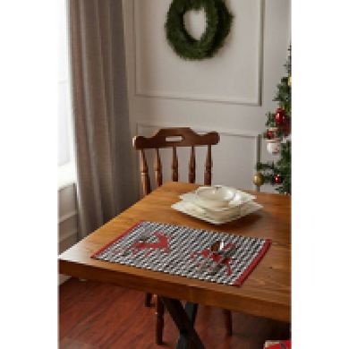 Deer Pattern Maroon & Black Hounds-tooth Placemat Set