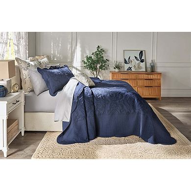 BrylaneHome Amelia Bedspread