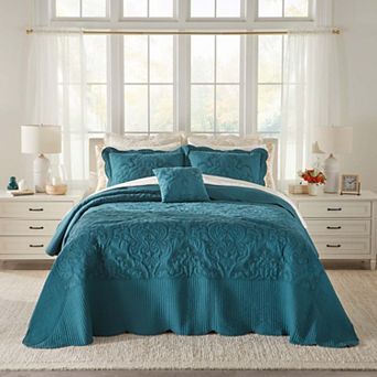 BrylaneHome Amelia Bedspread