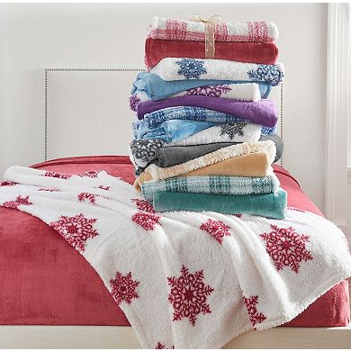 Brylanehome Fleece Blanket + Free Throw