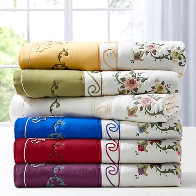 Brylanehome Ava Oversized Embroidered Cotton Quilt