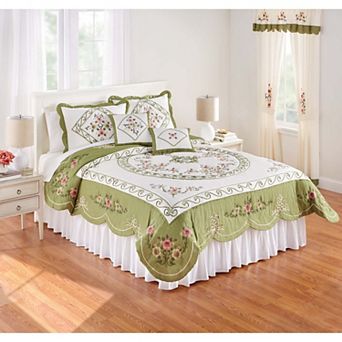 Brylanehome Ava Oversized Embroidered Cotton Quilt