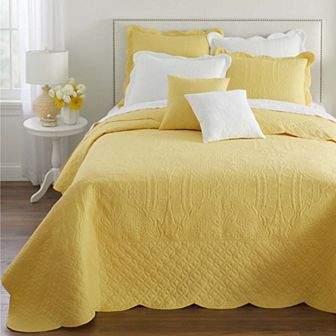 BrylaneHome Lily Damask Bedspread
