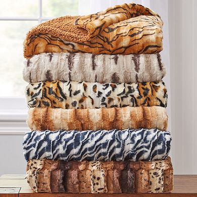 Brylanehome Faux Fur Animal Print Throw
