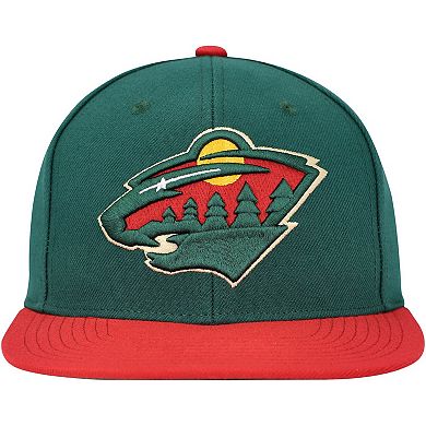 Men's Mitchell & Ness Green Minnesota Wild Core Team Ground 2.0 Snapback Hat